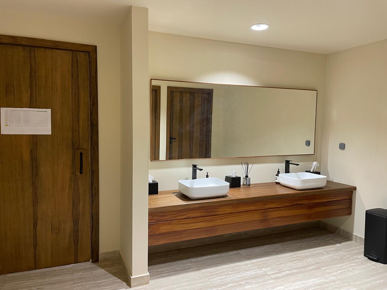 Fit-Out & Interiors 08