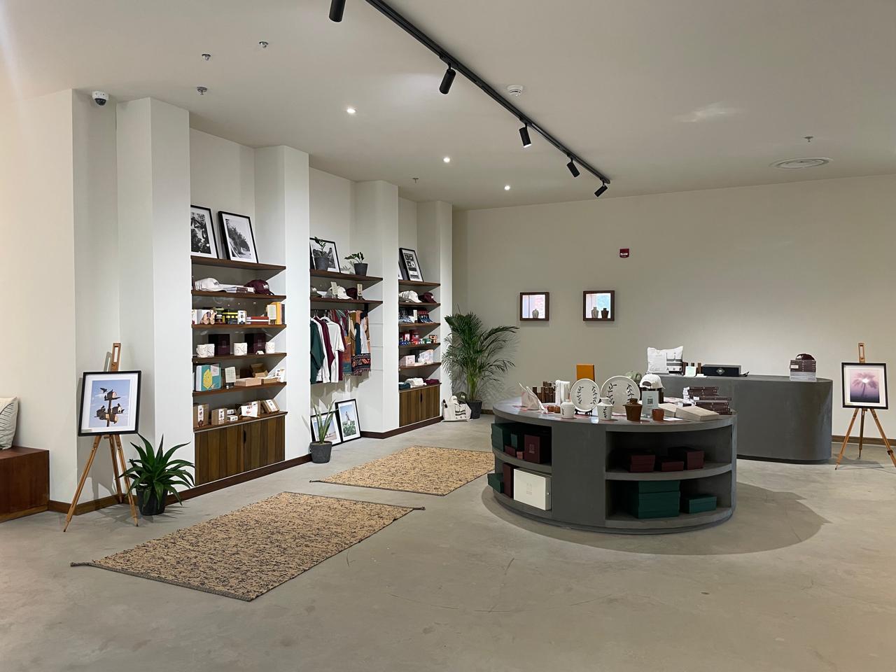 Fit-Out & Interiors 09